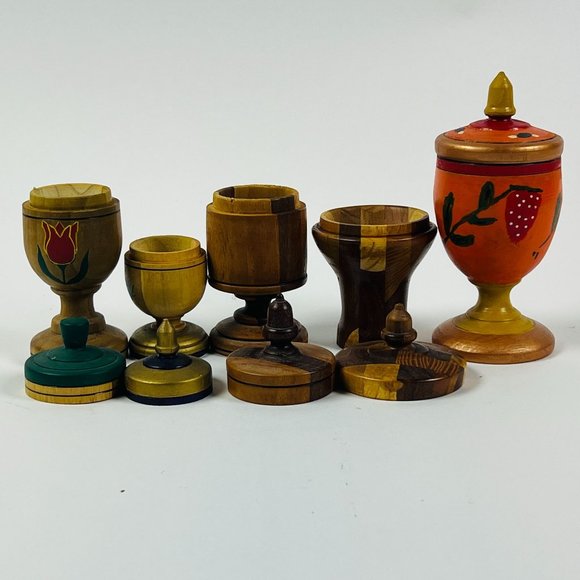 Unique 5 Wooden Handmade Urns 4" to 5 3/4" Tall some Signed - Picture 9 of 10